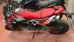 Ducati Hypermotard 950 RVE (2022 - 25)  (3)