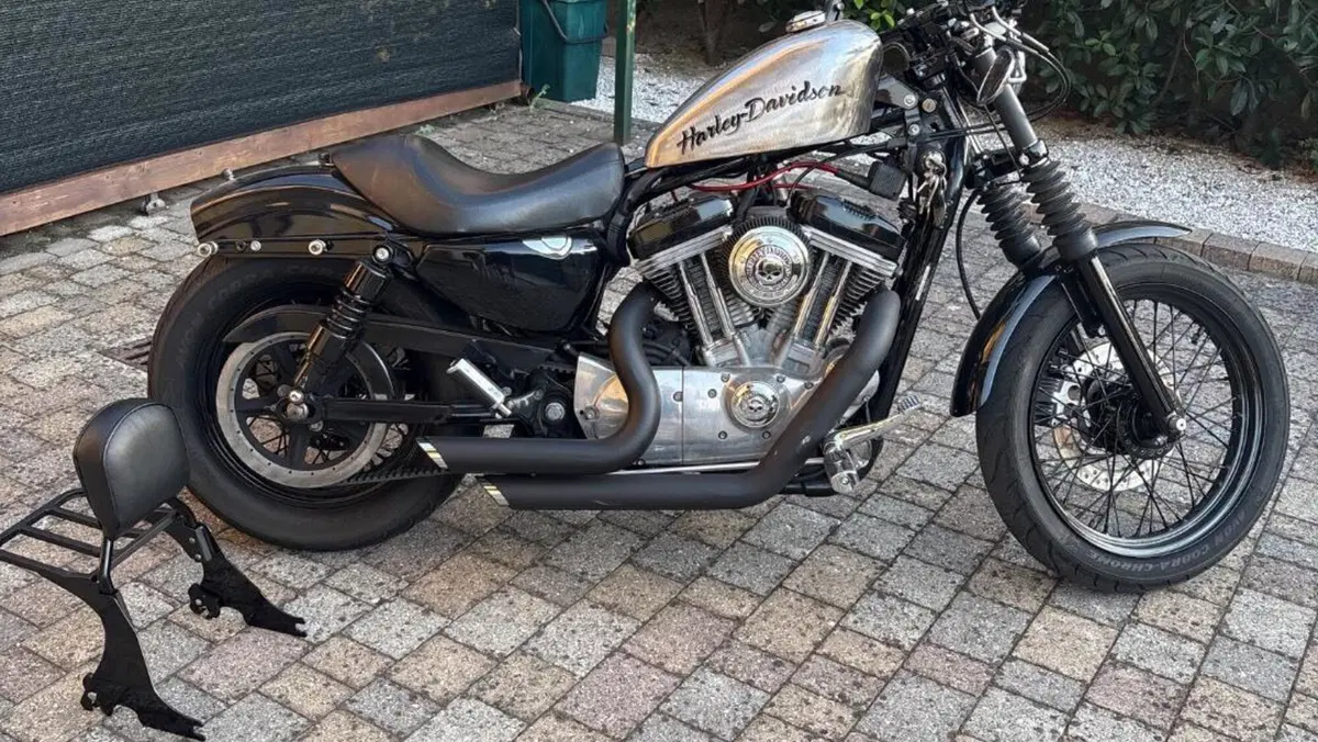 Harley-Davidson 883 Custom (2001 - 05) - XL 53C 