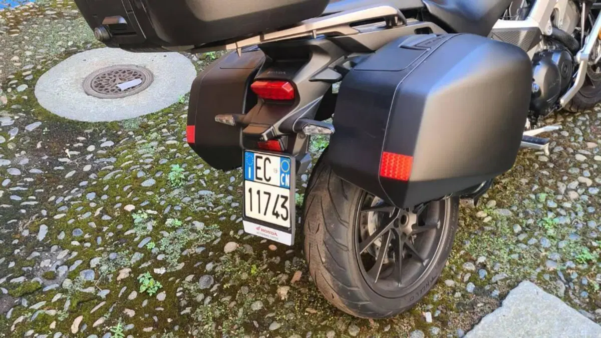 Honda Crossrunner Travel Edition ABS (2015 - 18)  (3)