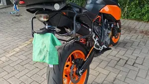 KTM 990 Supermoto T (2009 - 11)  (17)