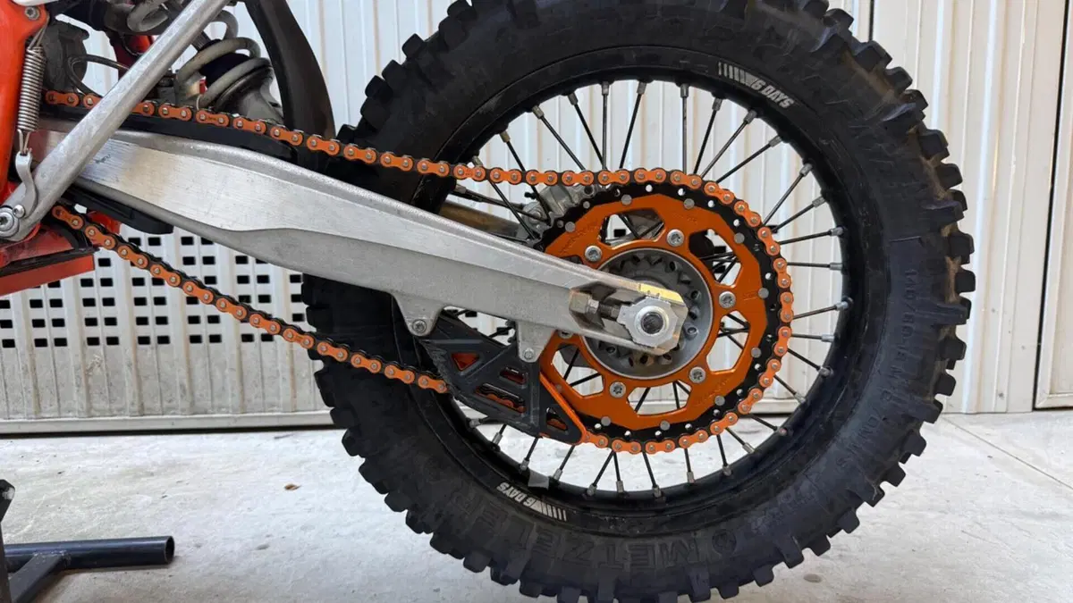KTM 250 EXC TPI Six Days (2019)  (2)