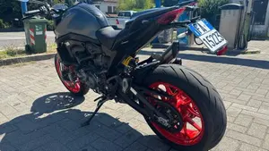 Ducati Monster 937 + (2021 - 25)  (3)