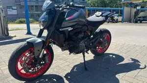Ducati Monster 937 + (2021 - 25)  (5)