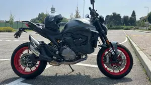 Ducati Monster 937 + (2021 - 25)  (9)