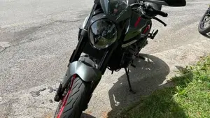 Ducati Monster 937 + (2021 - 25)  (16)