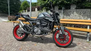 Ducati Monster 937 + (2021 - 25)  (20)
