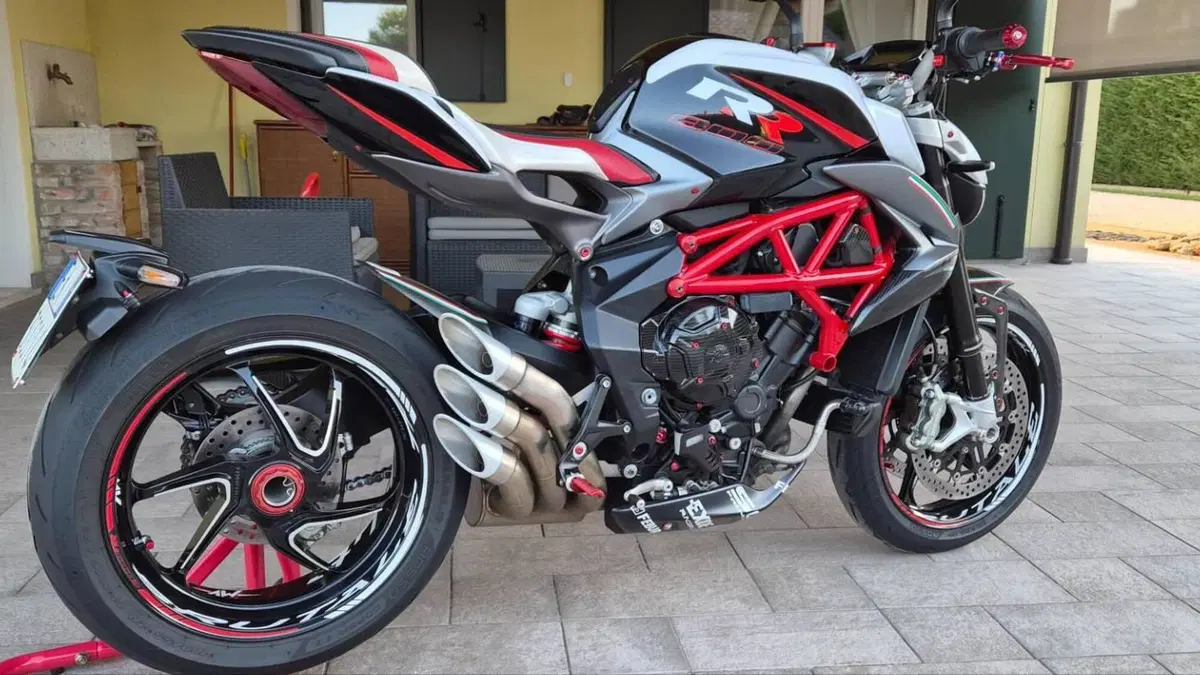 MV Agusta Brutale 800 RR (2017 - 20)  (3)