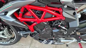 MV Agusta Brutale 800 RR (2017 - 20)  (4)