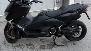 Yamaha T-Max 530 SX Sport Edition (2018 - 19)  (2)