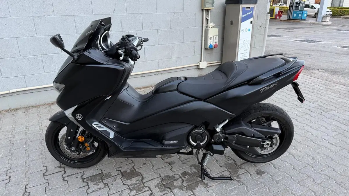 Yamaha T-Max 530 SX Sport Edition (2018 - 19)  (4)