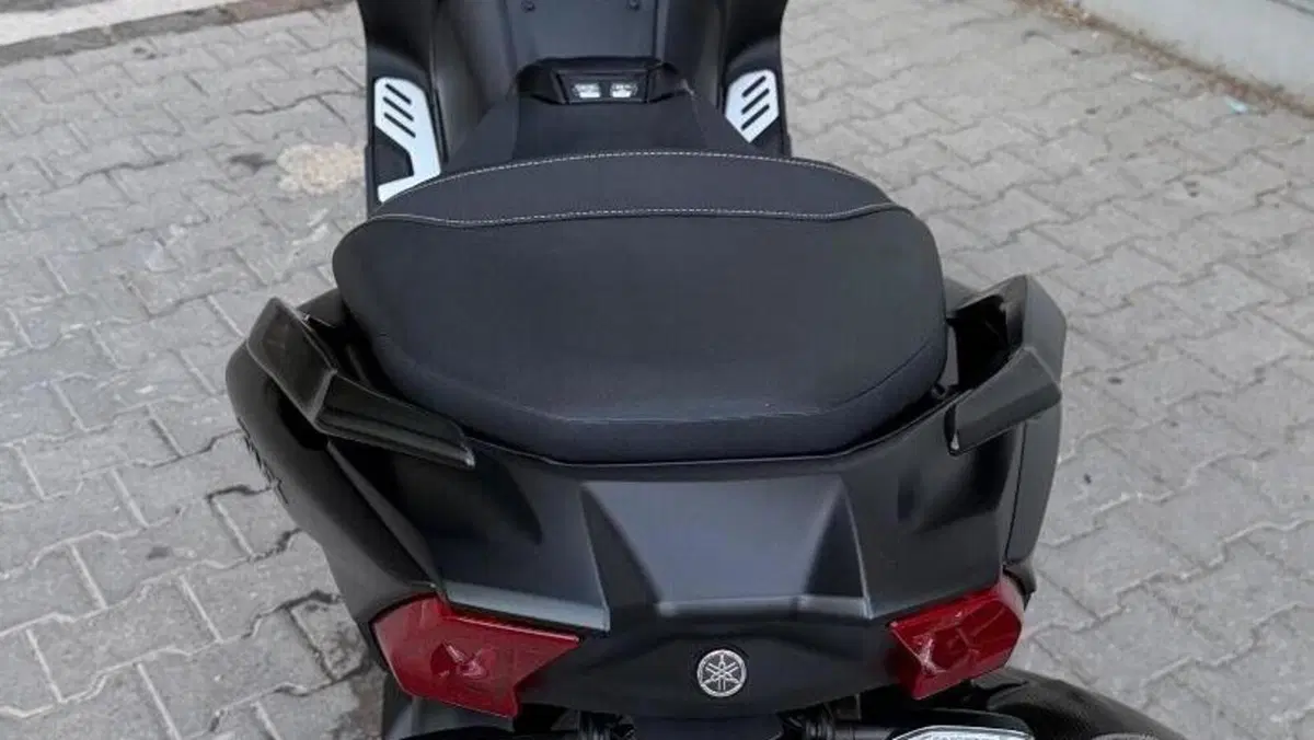 Yamaha T-Max 530 SX Sport Edition (2018 - 19)  (8)