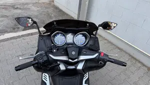 Yamaha T-Max 530 SX Sport Edition (2018 - 19)  (10)