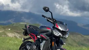 Triumph Street Triple R (2020 - 22) 