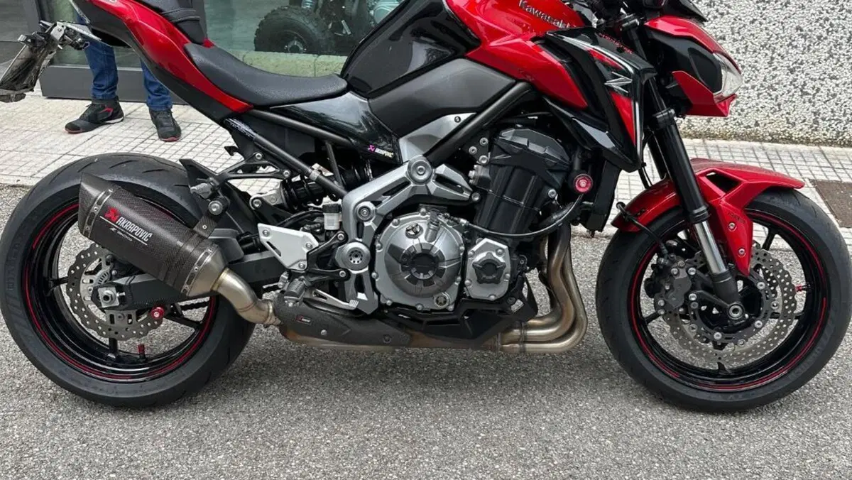 Kawasaki Z 900 Performance (2019) 