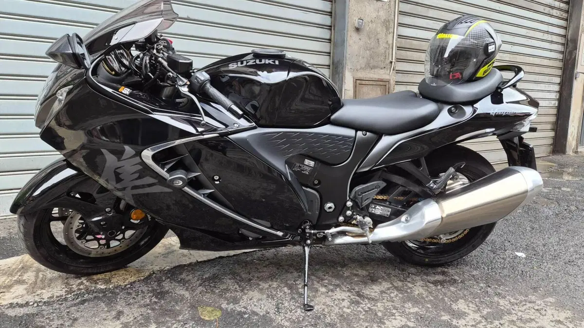 Suzuki GSX 1300 R Hayabusa (2025) 