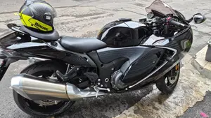 Suzuki GSX 1300 R Hayabusa (2025)  (2)