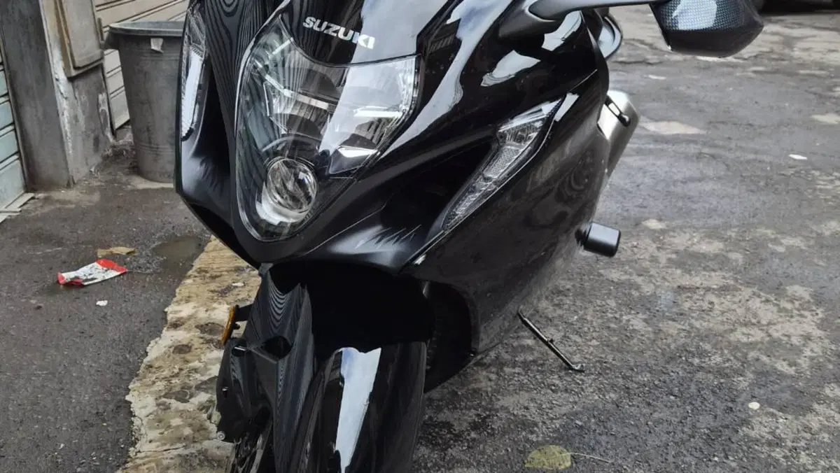 Suzuki GSX 1300 R Hayabusa (2025)  (4)