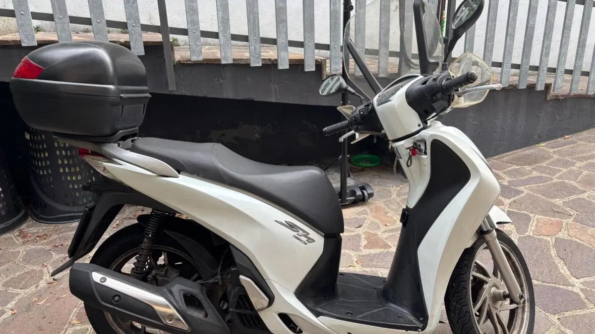 Honda SH 150i ABS (2013 - 16)  (6)