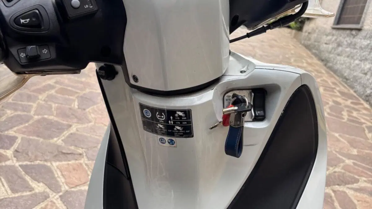Honda SH 150i ABS (2013 - 16)  (8)
