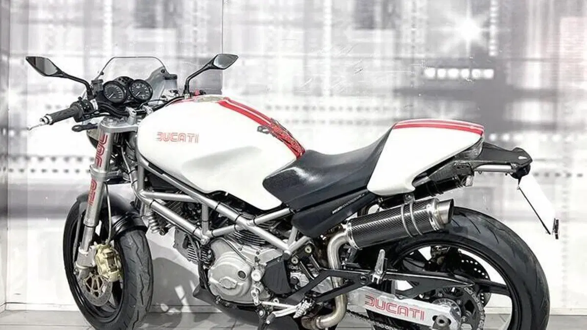 Ducati Monster 620 (2003 - 06)  (2)