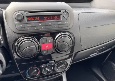 Fiat Qubo 1.3 MJT 75 CV Dynamic (18)
