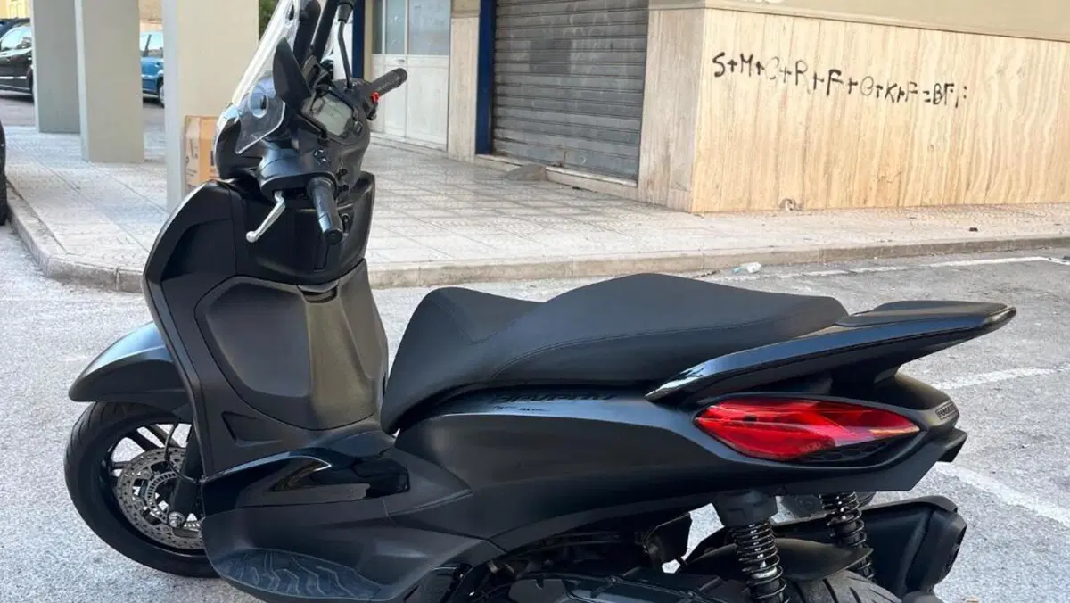 Piaggio Beverly 400 ABS-ASR (2021 - 24)  (3)