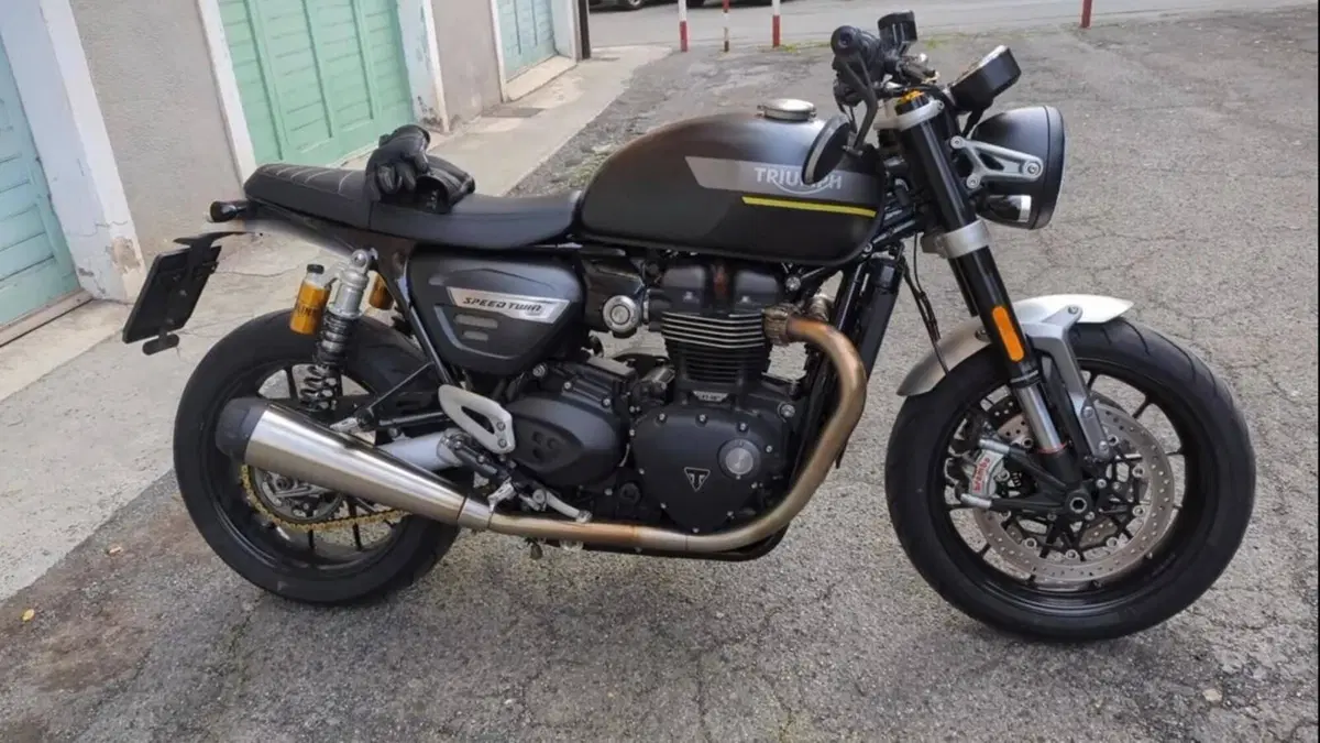 Triumph Speed Twin 1200 (2021 - 24)  (3)