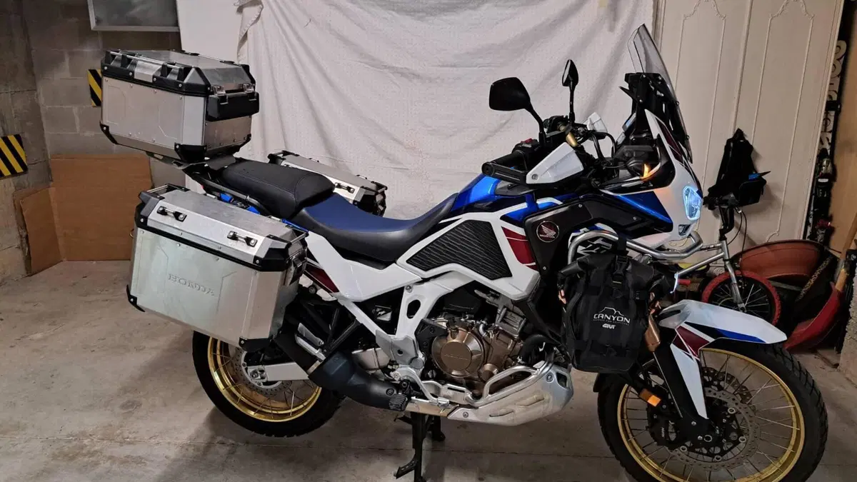 Honda Africa Twin CRF 1100L Adventure Sports (2022 - 23)  (2)