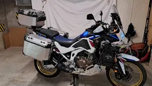 Honda Africa Twin CRF 1100L Adventure Sports (2022 - 23)  (2)