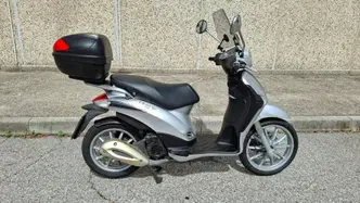 Piaggio Liberty 125 4T (2003 - 13) usata