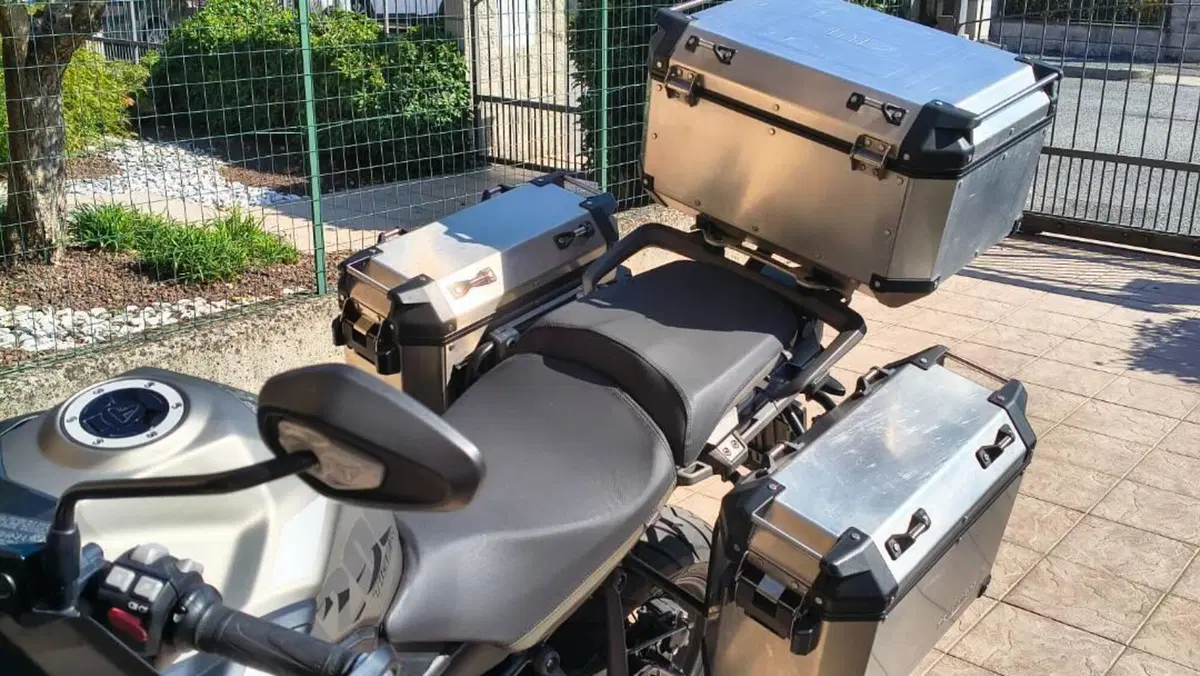 Triumph Tiger 1200 Desert Edition (2020)  (4)