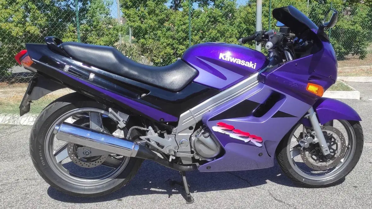 Kawasaki   (4)