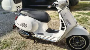 Vespa GTS 310 Super (2025 - 26)  (3)