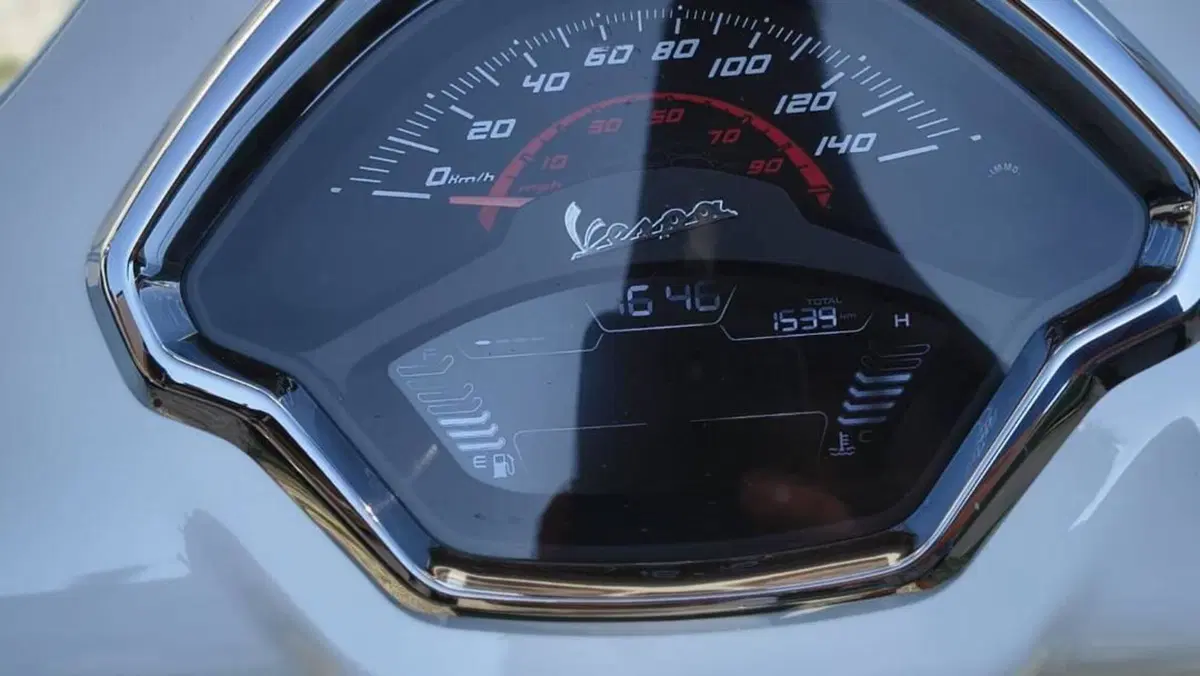 Vespa GTS 310 Super (2025 - 26)  (4)