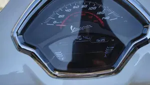 Vespa GTS 310 Super (2025 - 26)  (4)