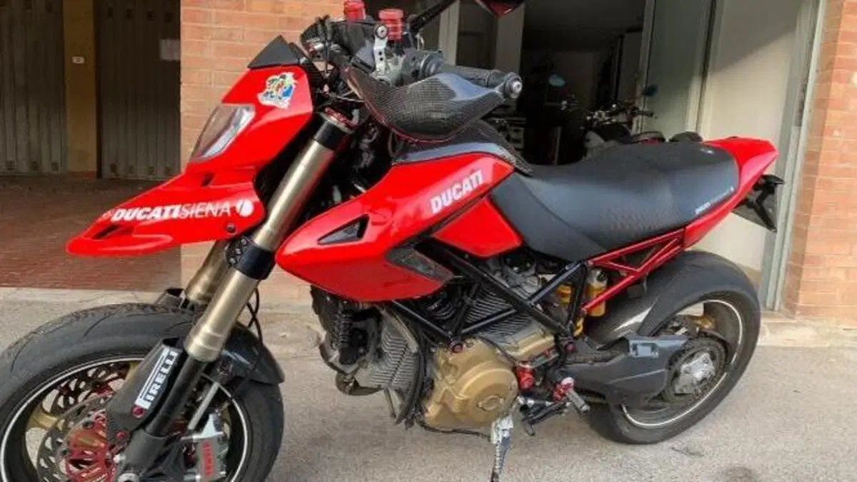 Ducati Hypermotard 1100 S (2007 - 09)  (2)