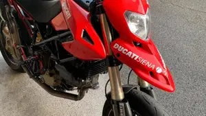 Ducati Hypermotard 1100 S (2007 - 09)  (3)