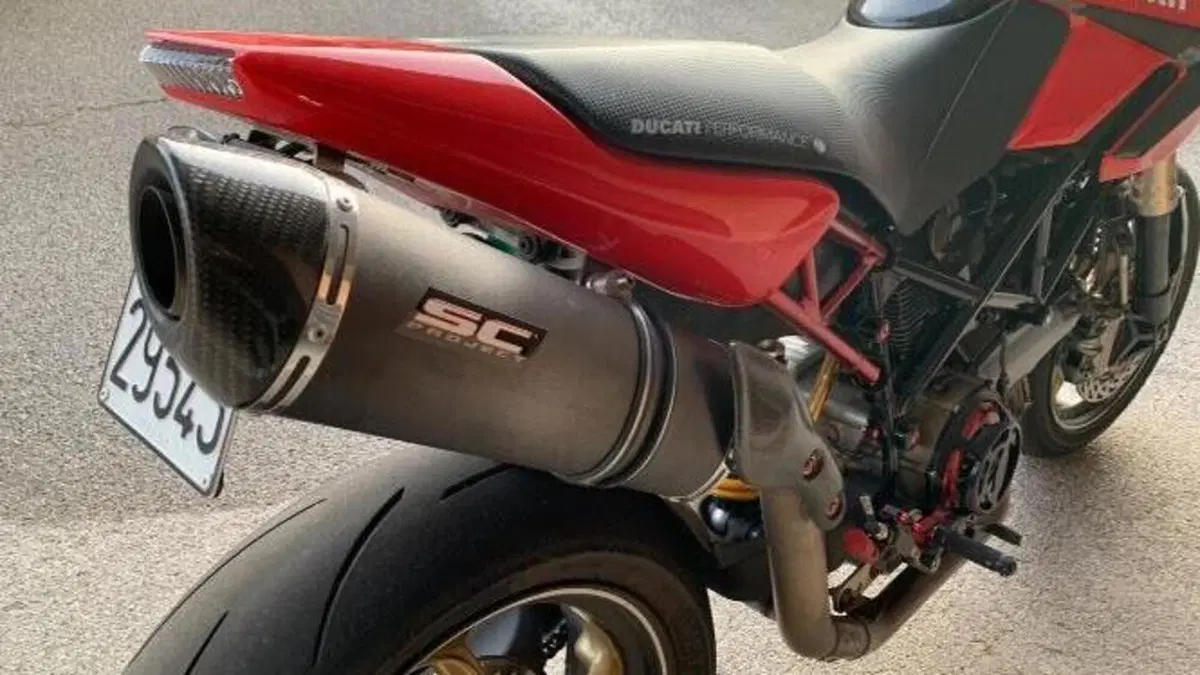 Ducati Hypermotard 1100 S (2007 - 09)  (9)