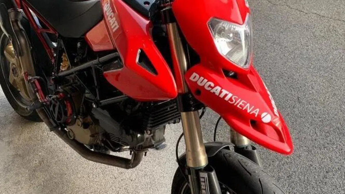 Ducati Hypermotard 1100 S (2007 - 09)  (10)