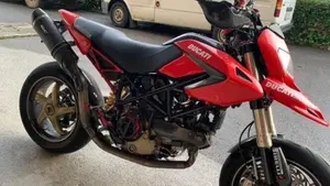 Ducati Hypermotard 1100 S (2007 - 09)  (16)