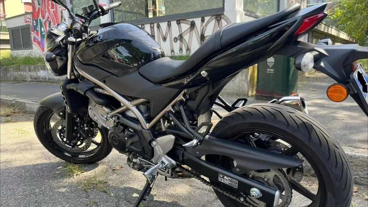 Suzuki SV650 (2021 - 24)  (8)