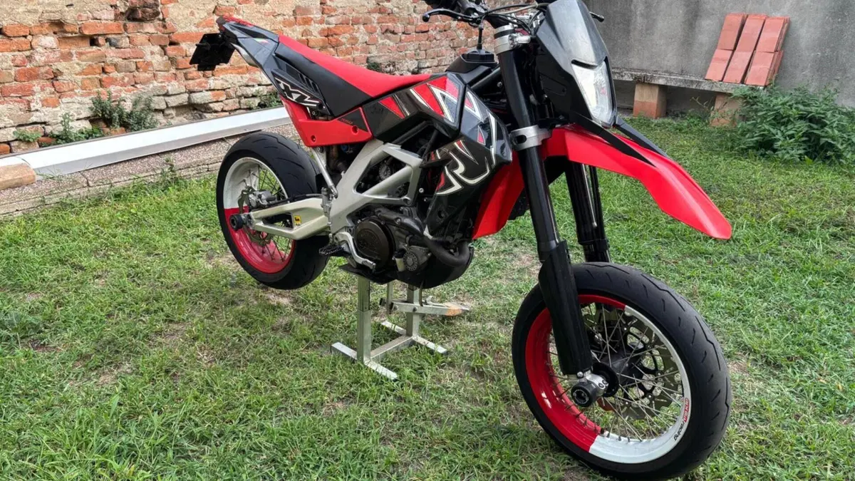 Aprilia SXV 550 (2007 - 14)  (2)