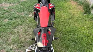 Aprilia SXV 550 (2007 - 14)  (5)