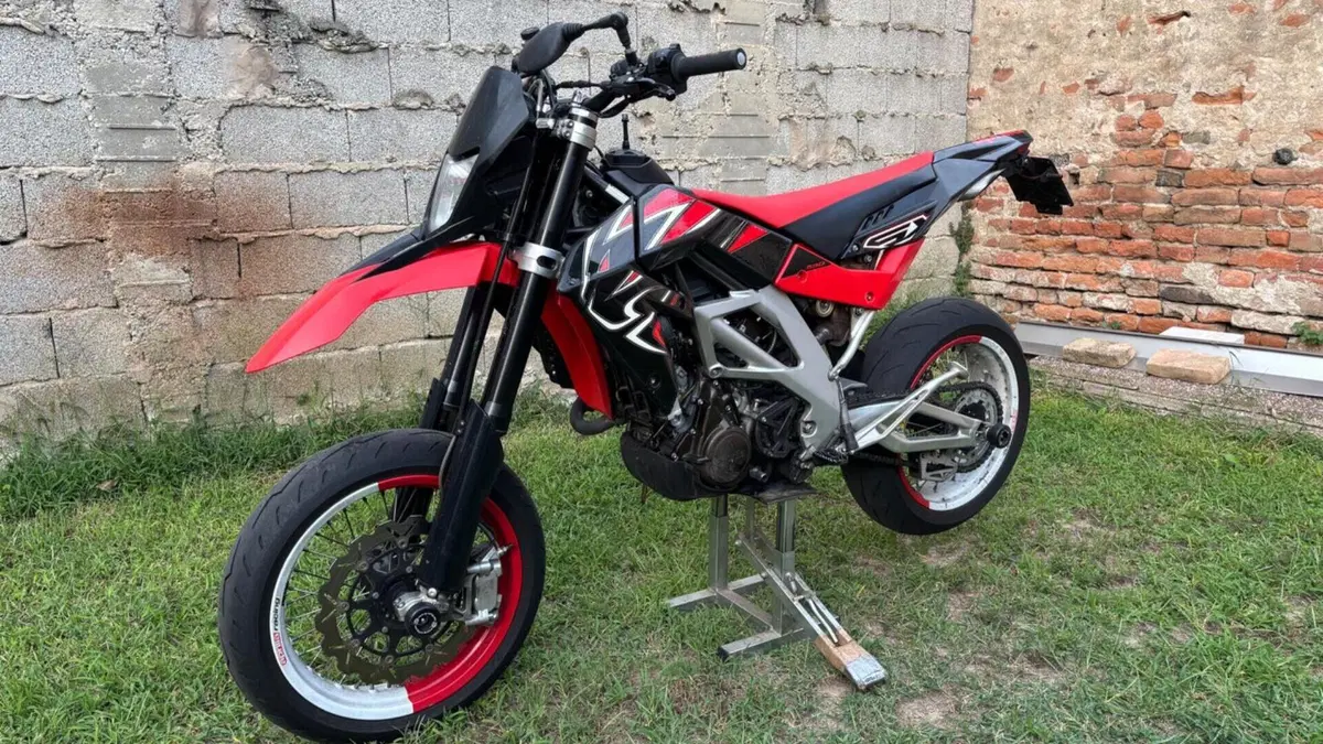 Aprilia SXV 550 (2007 - 14)  (6)