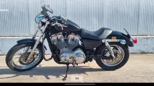 Harley-Davidson 883 Low (2008 - 12) - XL 883L 