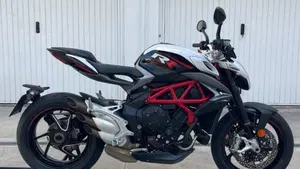 MV Agusta Brutale 800 RR (2017 - 20)  (2)