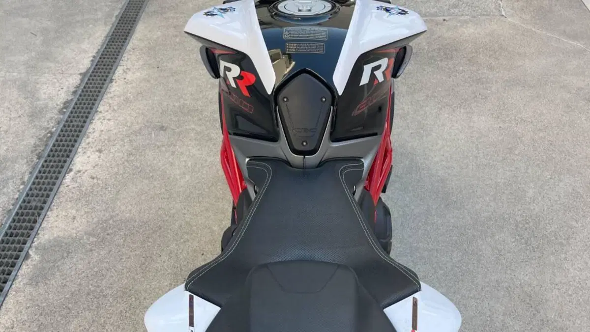 MV Agusta Brutale 800 RR (2017 - 20)  (4)