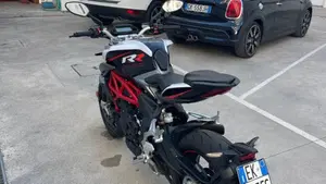 MV Agusta Brutale 800 RR (2017 - 20)  (11)