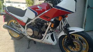 Honda   (6)