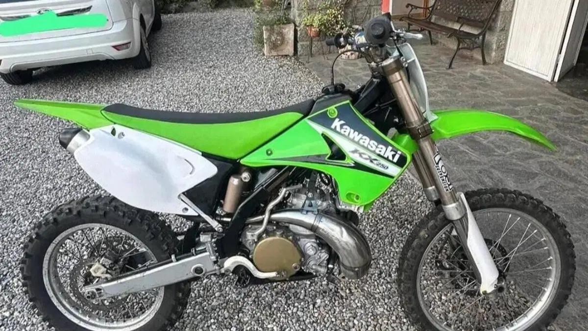Kawasaki KX250 (2007)  (2)
